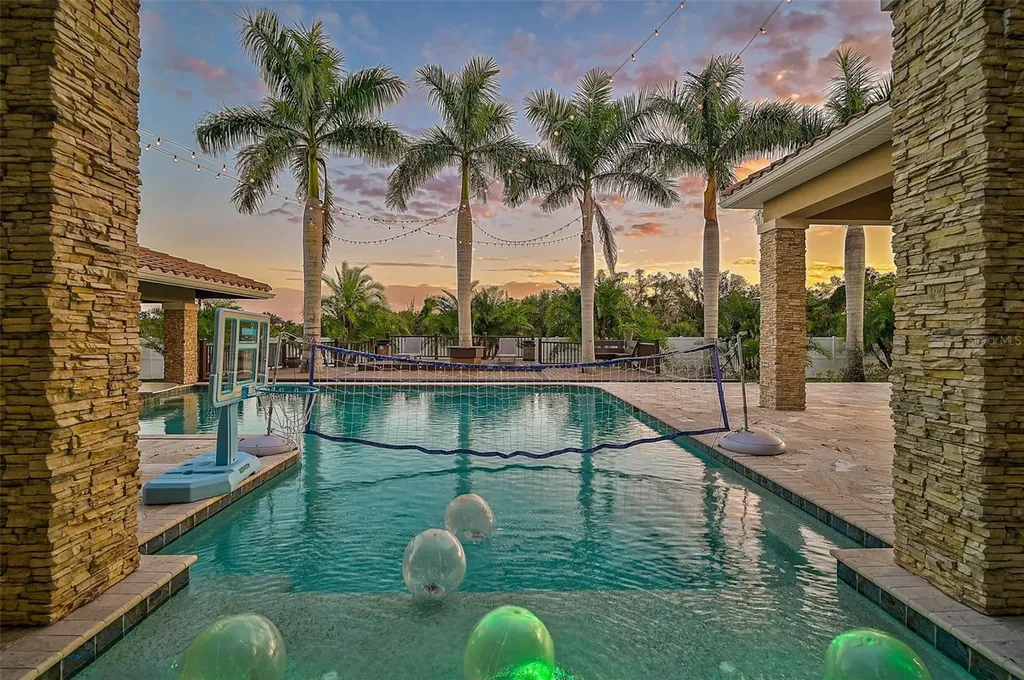 6722 Hawkins Road Sarasota FL 34241