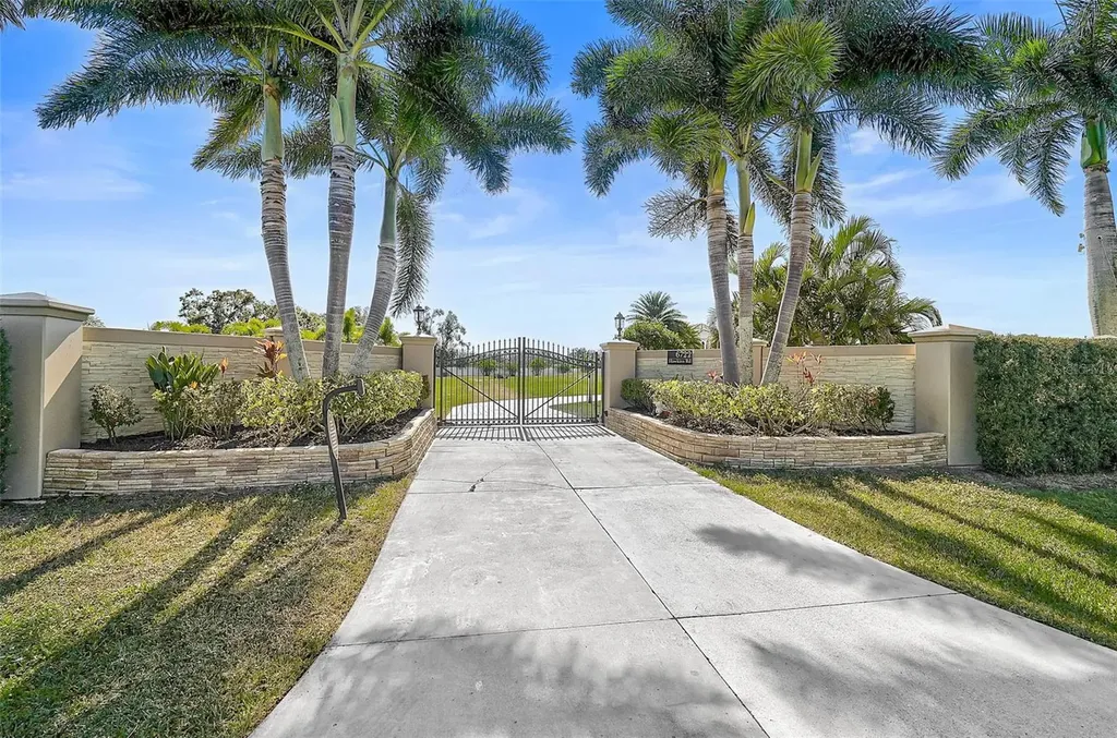 6722 Hawkins Road Sarasota FL 34241