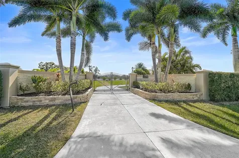 6722 Hawkins Road Sarasota FL 34241