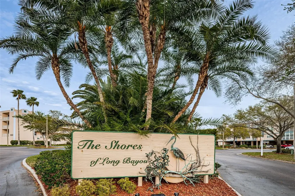 6450 Shoreline Drive St Petersburg FL 33708
