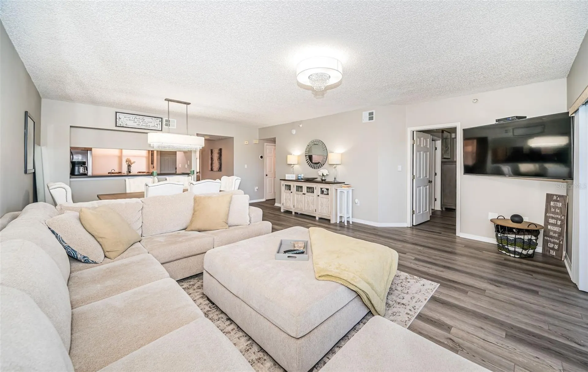 6450 Shoreline Drive St Petersburg FL 33708