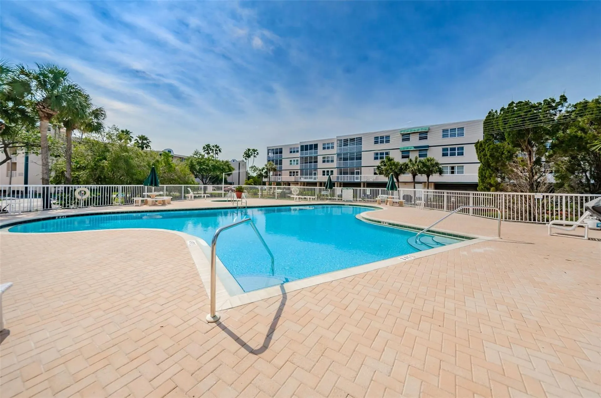 6450 Shoreline Drive St Petersburg FL 33708