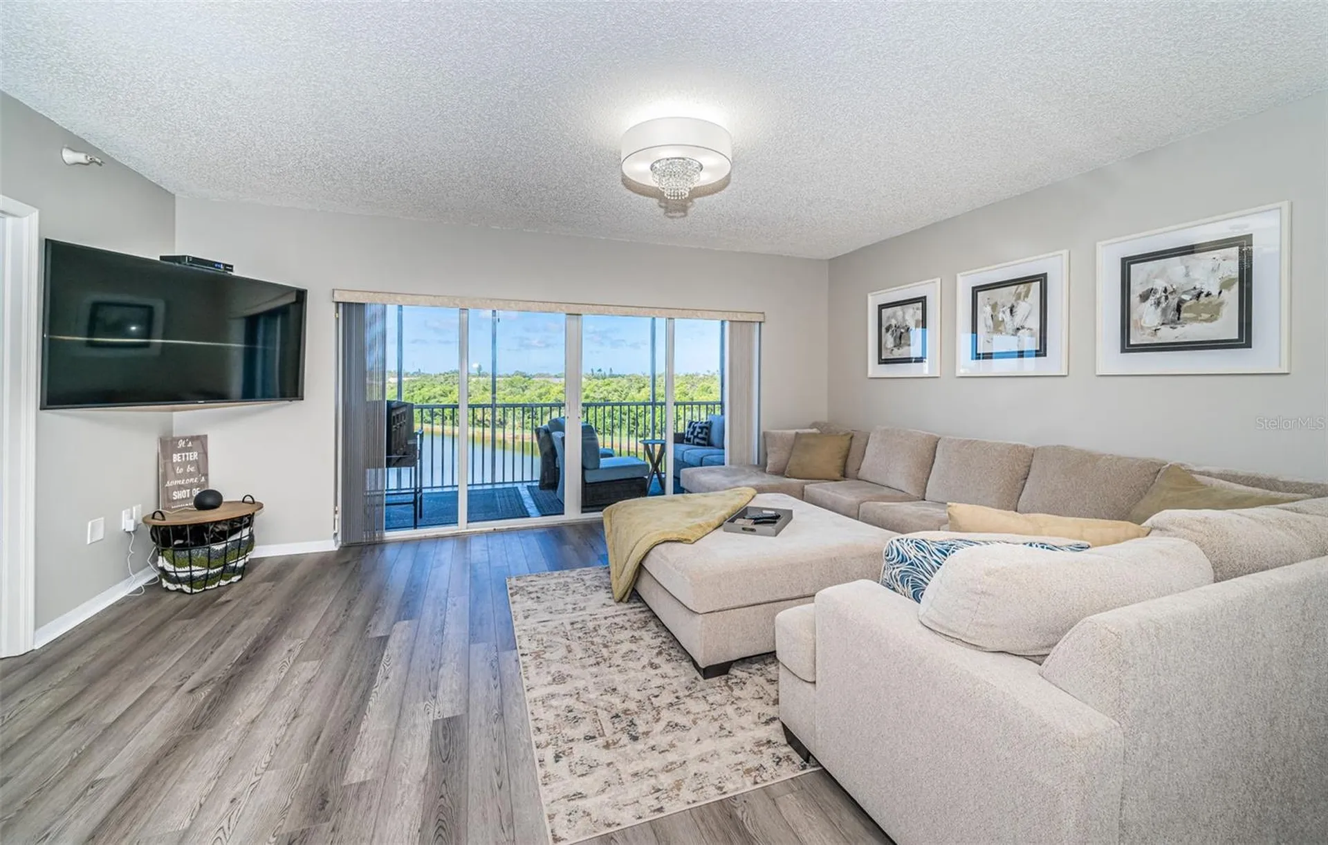 6450 Shoreline Drive St Petersburg FL 33708