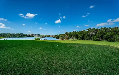 6450 Shoreline Drive St Petersburg FL 33708