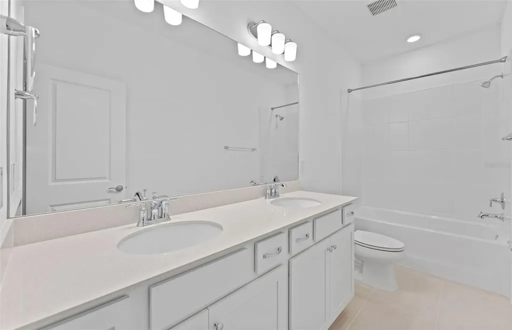 5282 Wolf Creek Drive Apollo Beach FL 33572