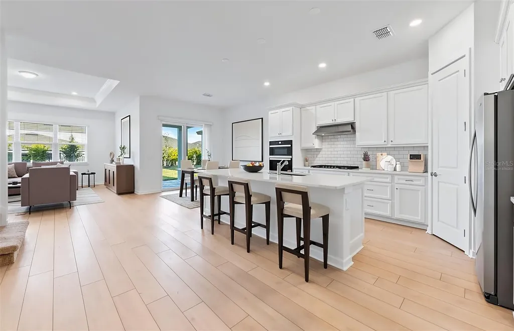 5282 Wolf Creek Drive Apollo Beach FL 33572