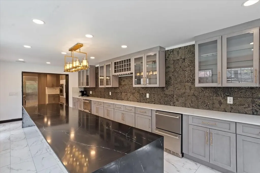 201 S Sweetwater Cove Boulevard Longwood FL 32779