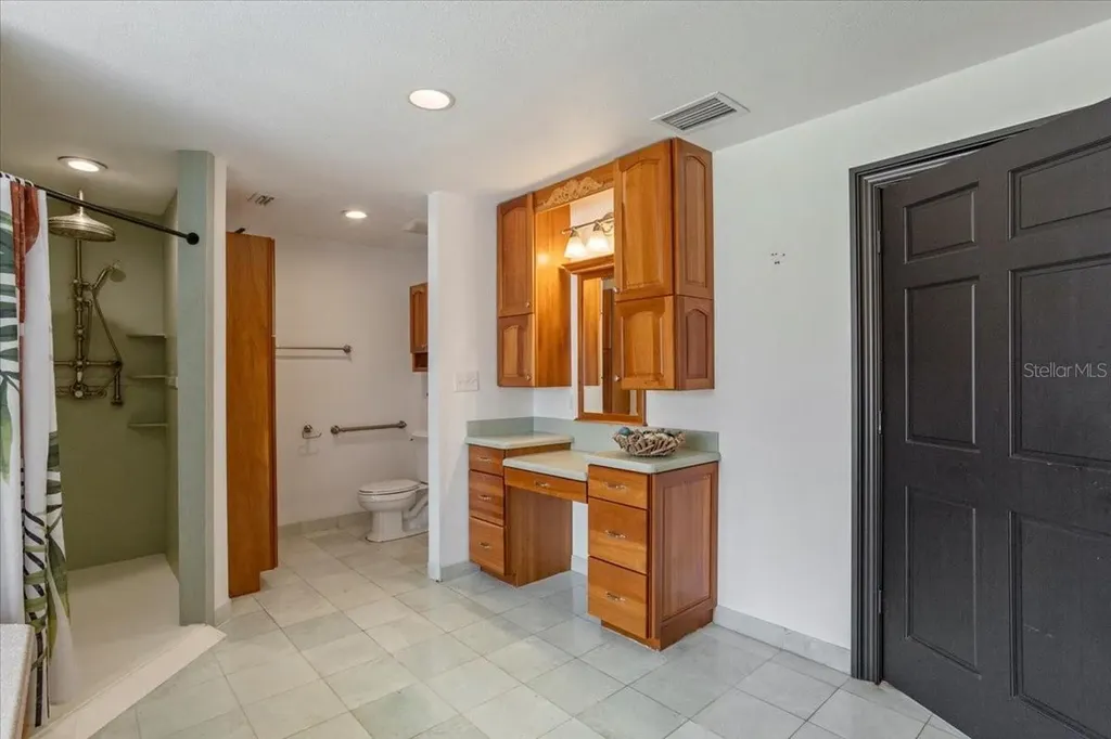 201 S Sweetwater Cove Boulevard Longwood FL 32779