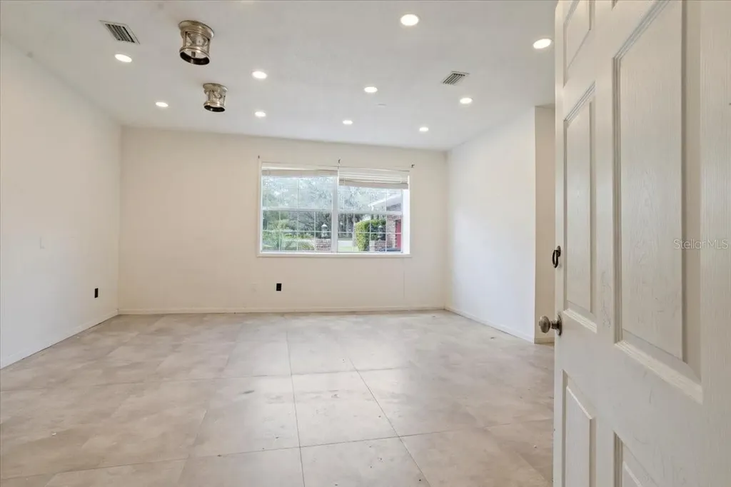 201 S Sweetwater Cove Boulevard Longwood FL 32779