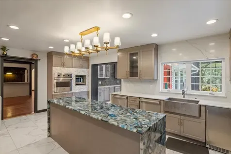 201 S Sweetwater Cove Boulevard Longwood FL 32779