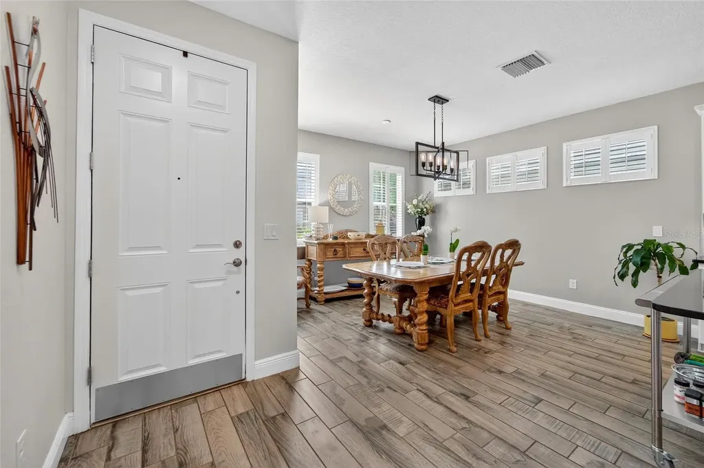 623 Winterside Drive Apollo Beach FL 33572