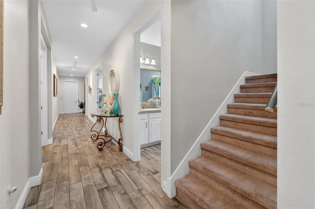 623 Winterside Drive Apollo Beach FL 33572