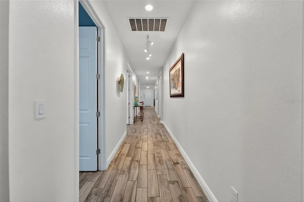 623 Winterside Drive Apollo Beach FL 33572