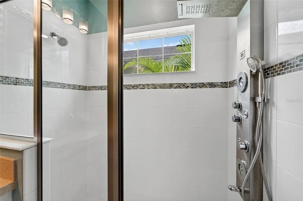 623 Winterside Drive Apollo Beach FL 33572