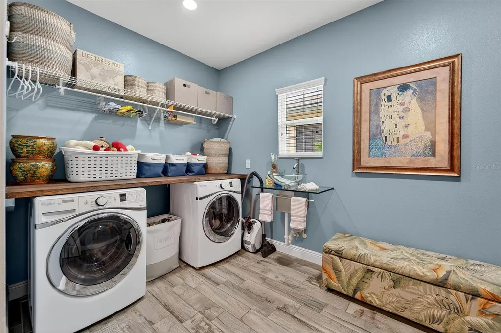 623 Winterside Drive Apollo Beach FL 33572