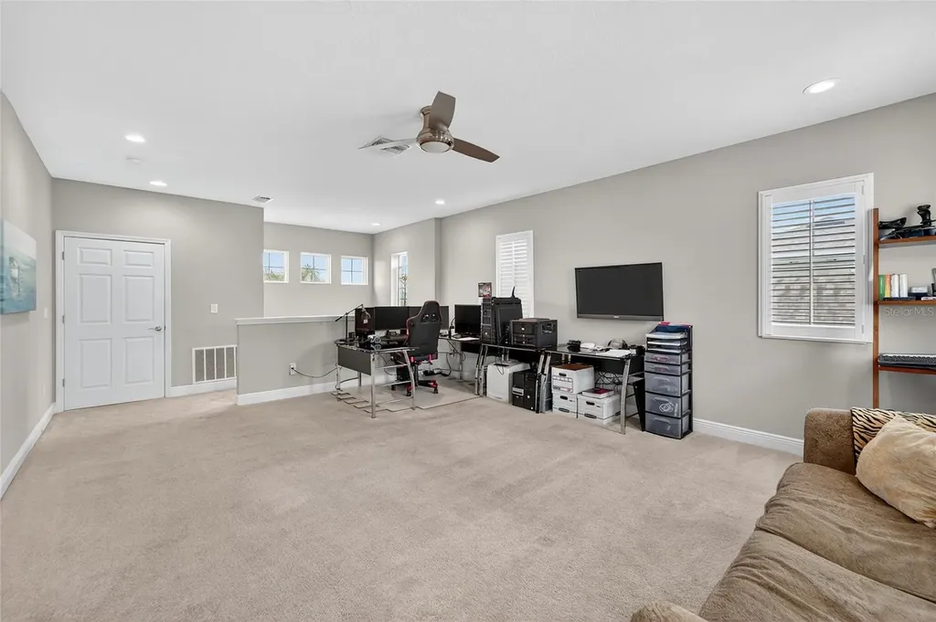 623 Winterside Drive Apollo Beach FL 33572