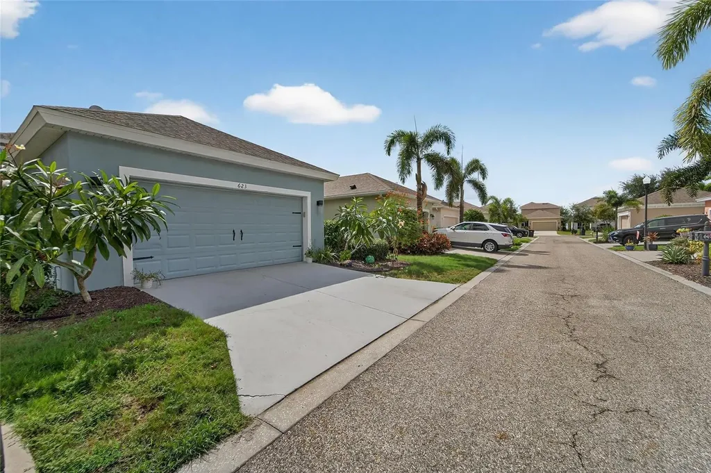 623 Winterside Drive Apollo Beach FL 33572