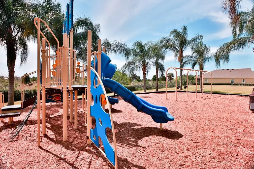 623 Winterside Drive Apollo Beach FL 33572