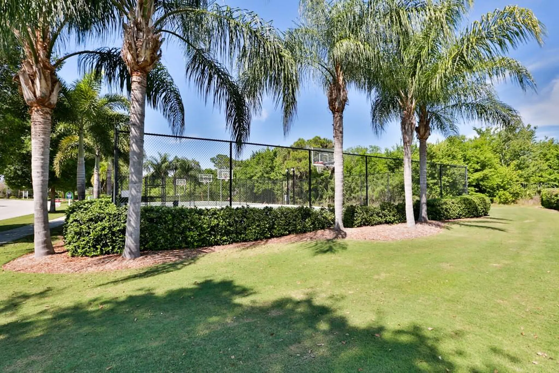 623 Winterside Drive Apollo Beach FL 33572