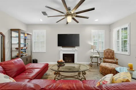 623 Winterside Drive Apollo Beach FL 33572