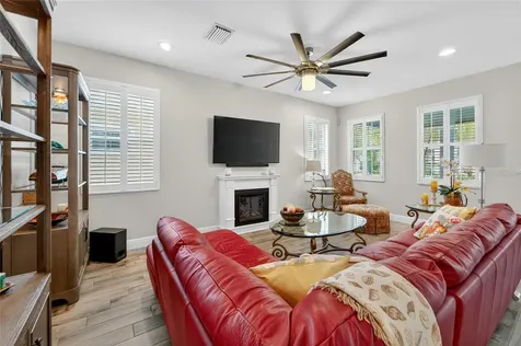 623 Winterside Drive Apollo Beach FL 33572