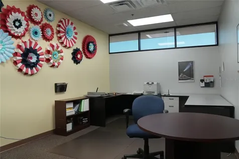 4498 Vineland Road Orlando FL 32811