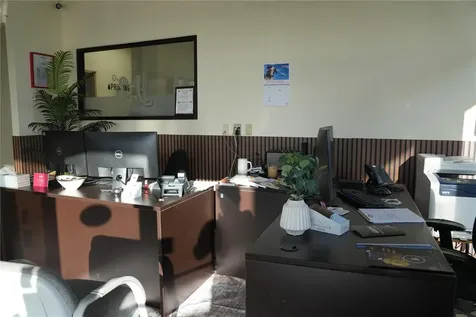 4498 Vineland Road Orlando FL 32811