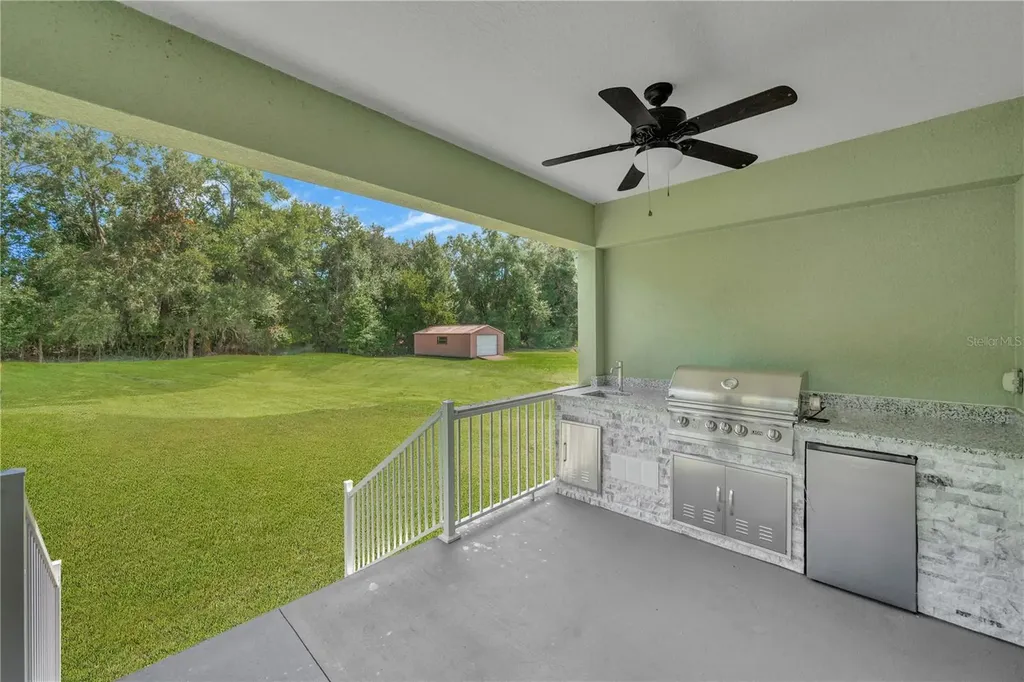 12484 Green Oak Lane Dade City FL 33525