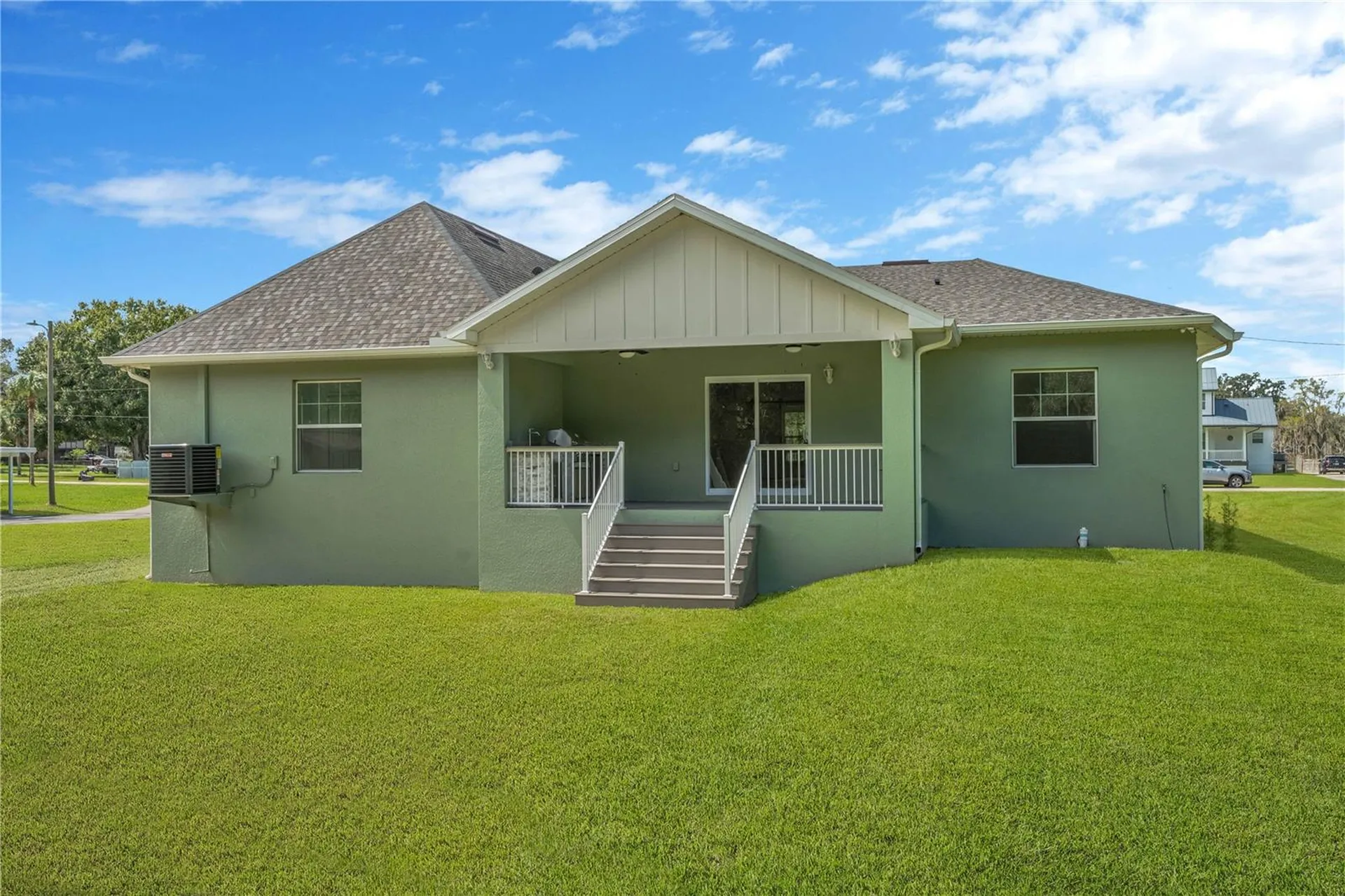12484 Green Oak Lane Dade City FL 33525