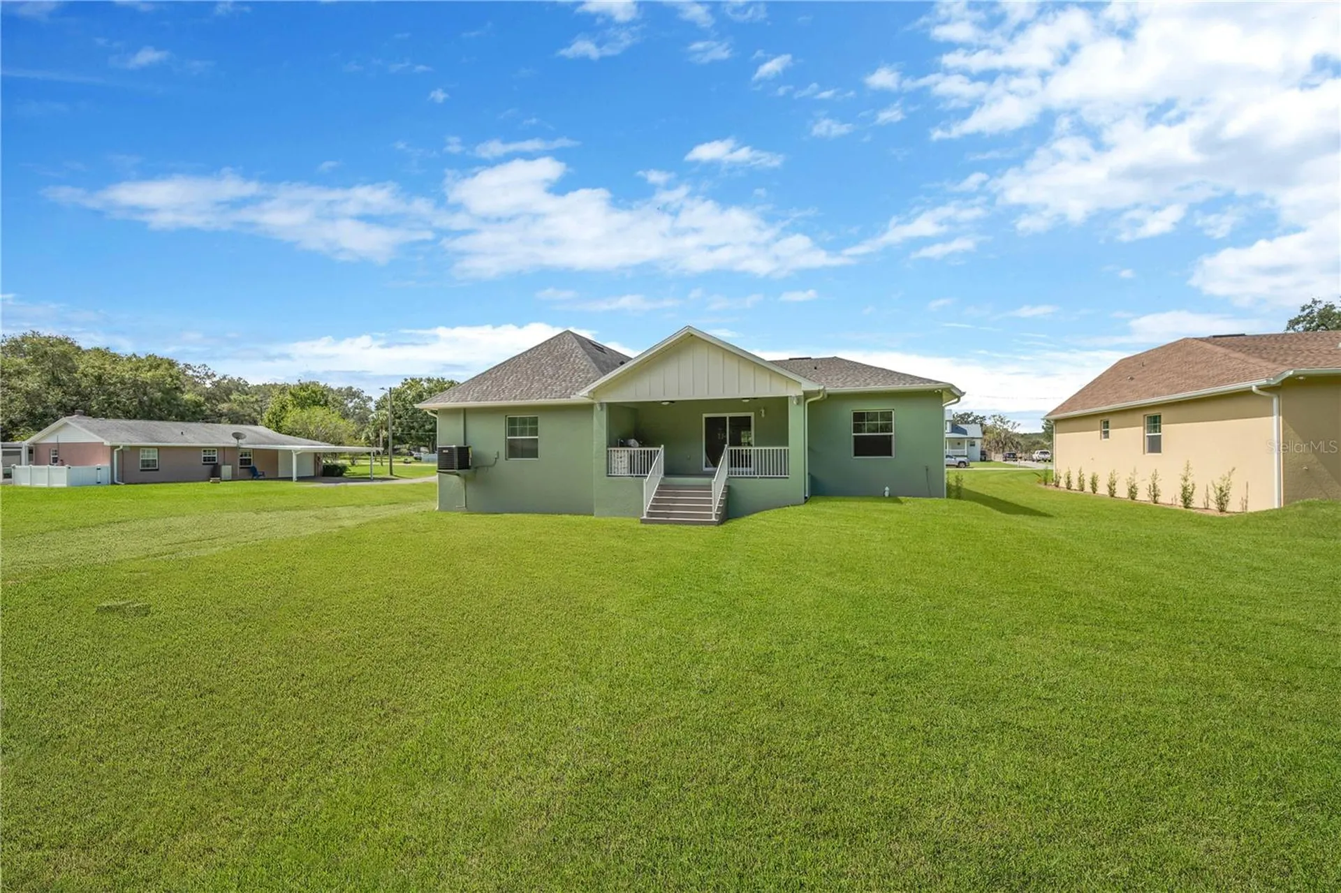 12484 Green Oak Lane Dade City FL 33525