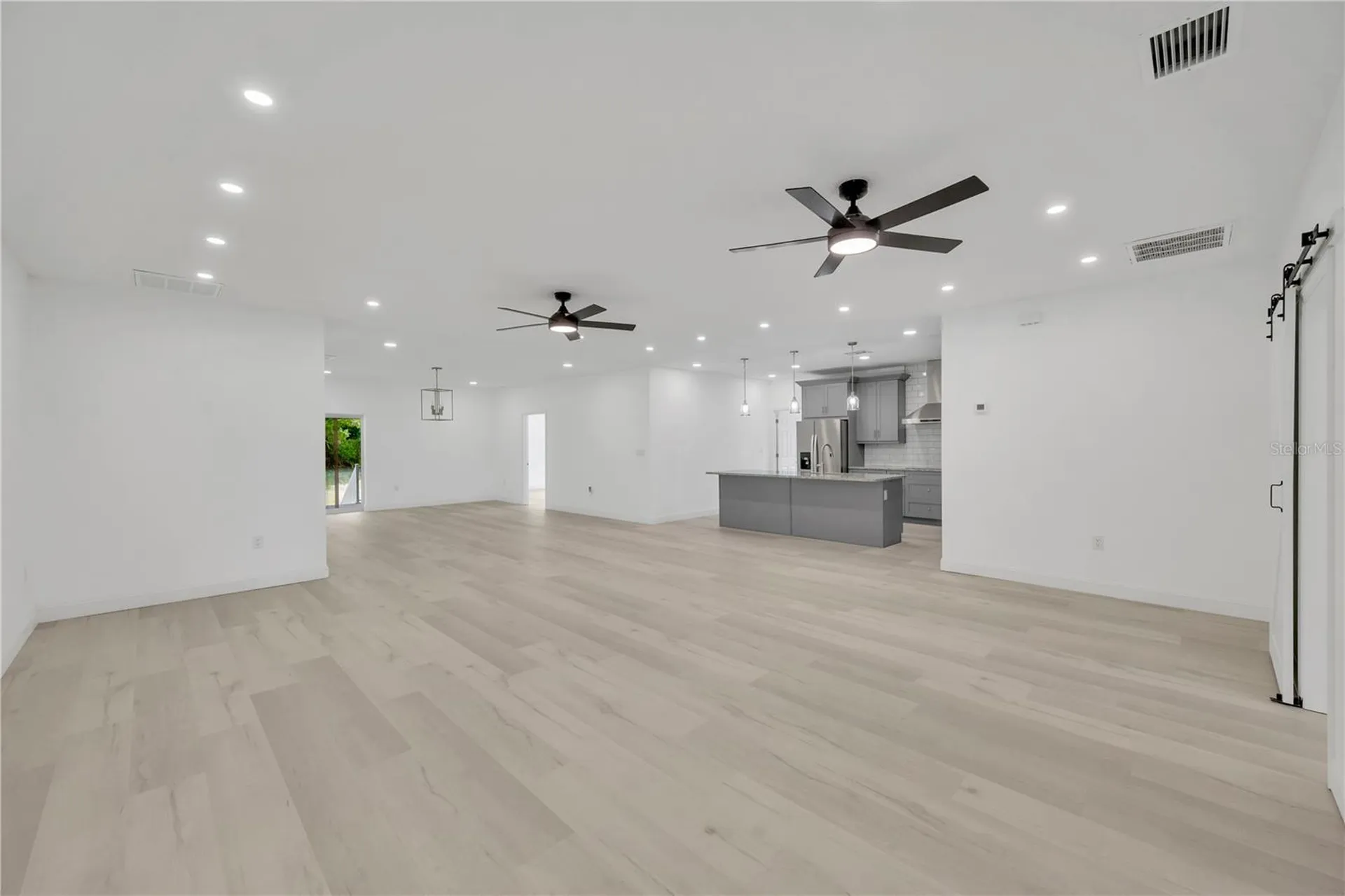 12484 Green Oak Lane Dade City FL 33525