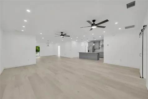 12484 Green Oak Lane Dade City FL 33525