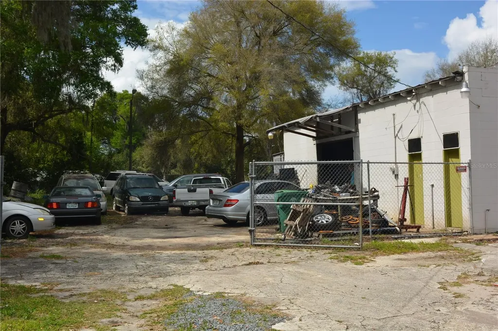 800 S Adelle Avenue Deland FL 32720