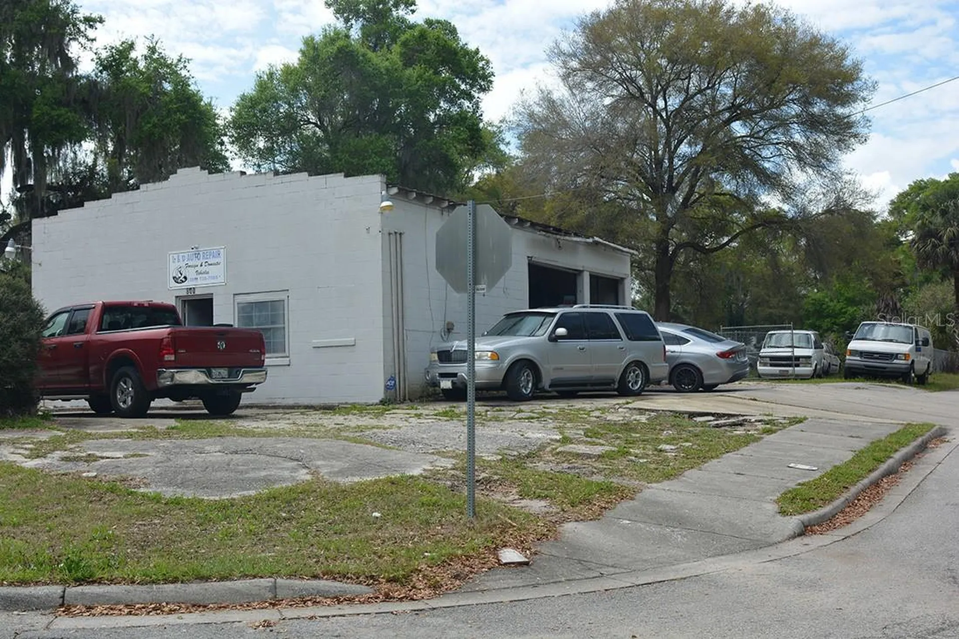 800 S Adelle Avenue Deland FL 32720