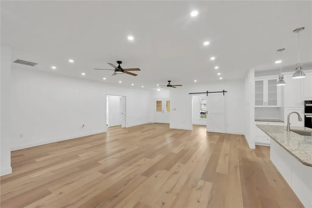 12500 Green Oak Lane Dade City FL 33525