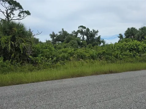 13381 Amaryllis Circle Port Charlotte FL 33981