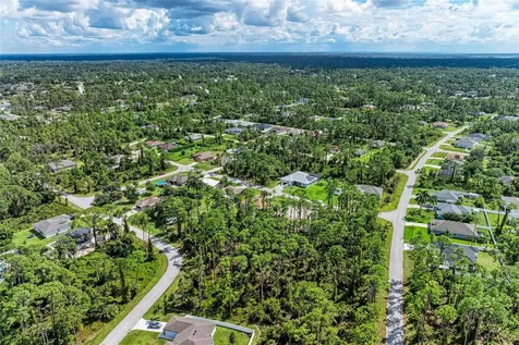1139164804, 1139164805 Foxglove Avenue North Port FL 34288