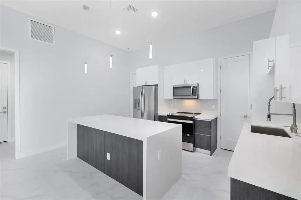 10123 Boylston Street Port Charlotte FL 33981