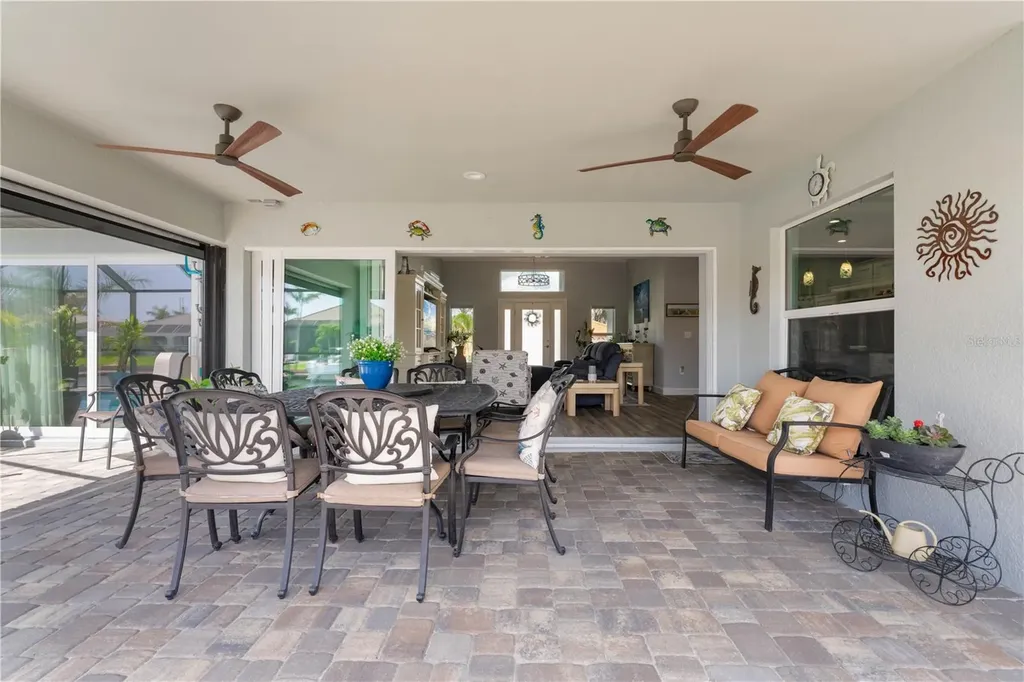 571 Port Bendres Drive Punta Gorda FL 33950