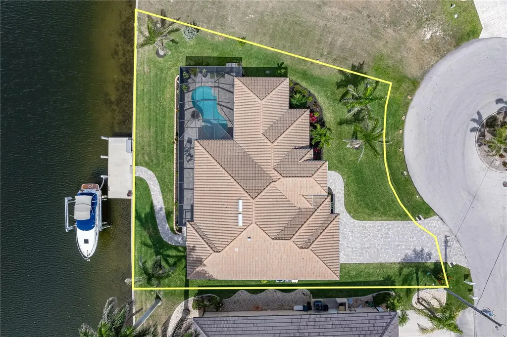 571 Port Bendres Drive Punta Gorda FL 33950