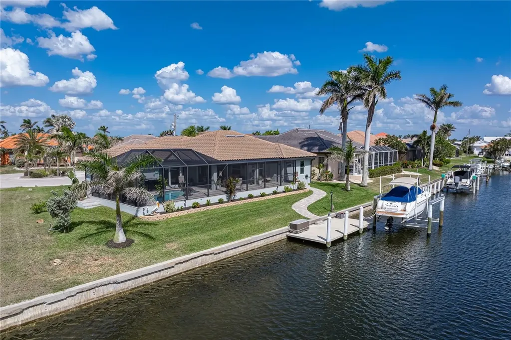 571 Port Bendres Drive Punta Gorda FL 33950