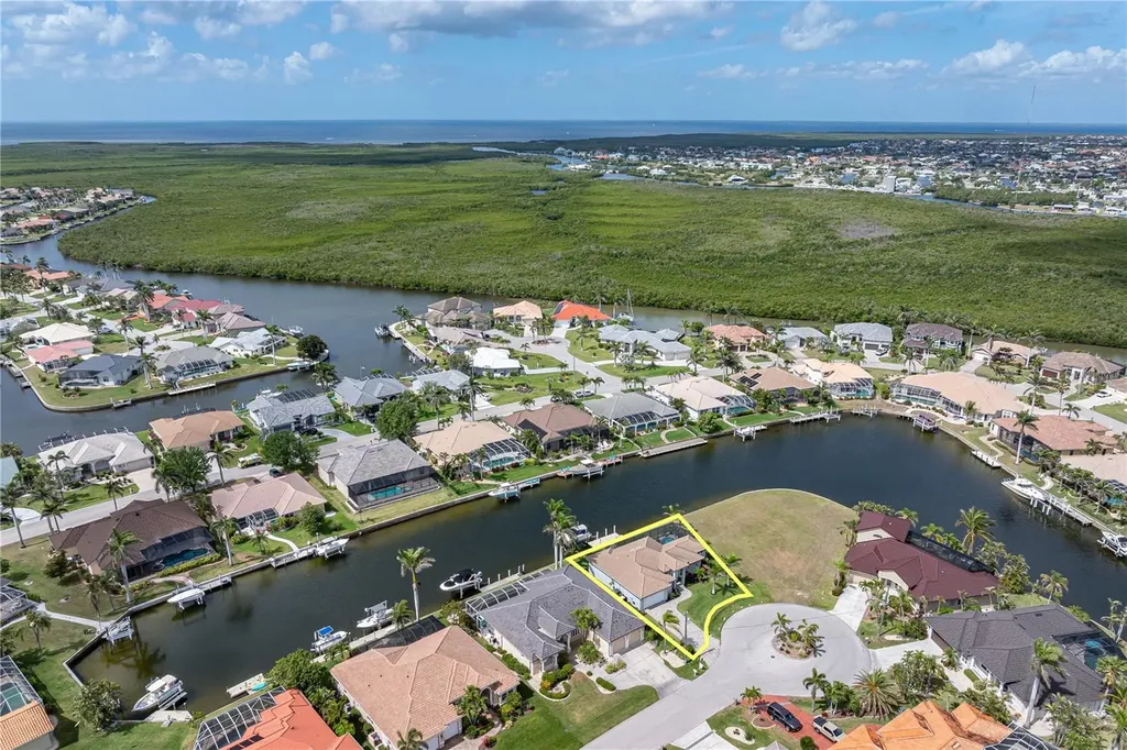 571 Port Bendres Drive Punta Gorda FL 33950