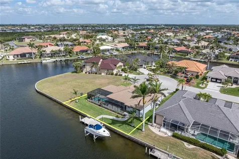 571 Port Bendres Drive Punta Gorda FL 33950