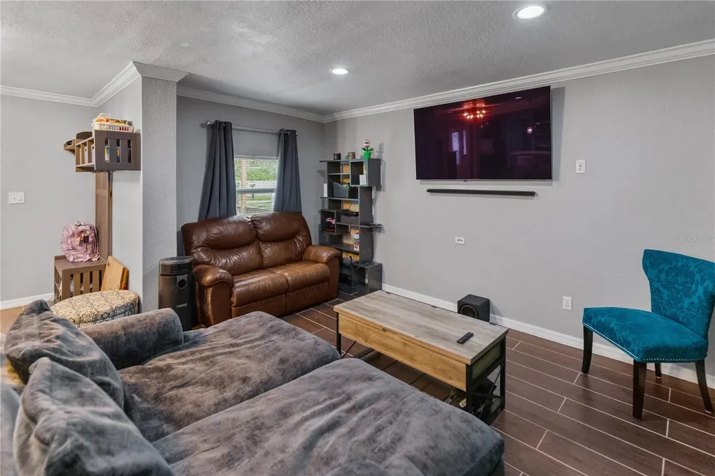 4490 Simmons Road Orlando FL 32812