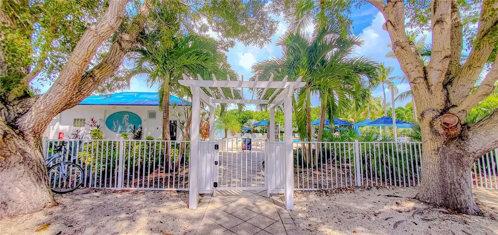 500 Burton Drive Tavernier FL 33070