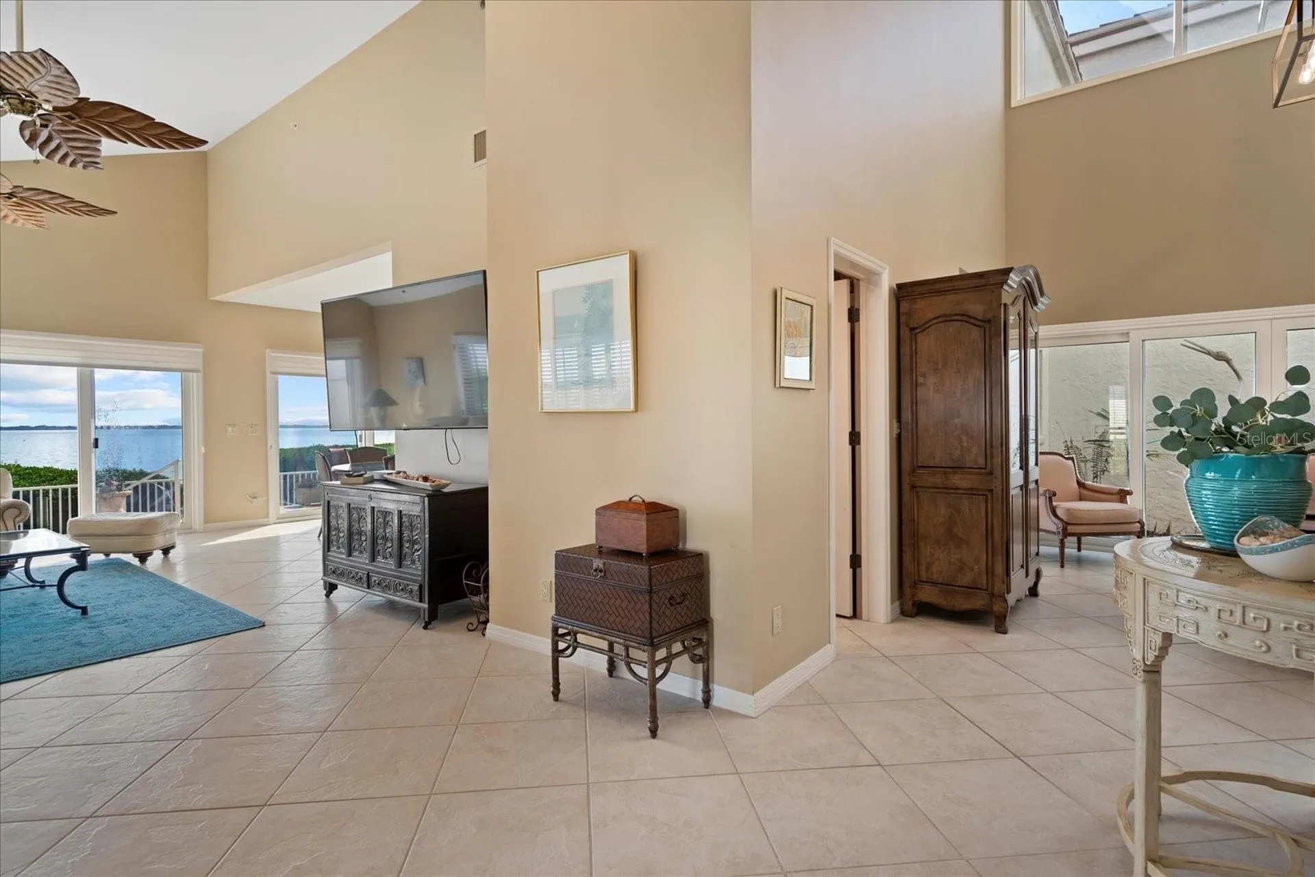 2254 Harbour Court Drive Longboat Key FL 34228