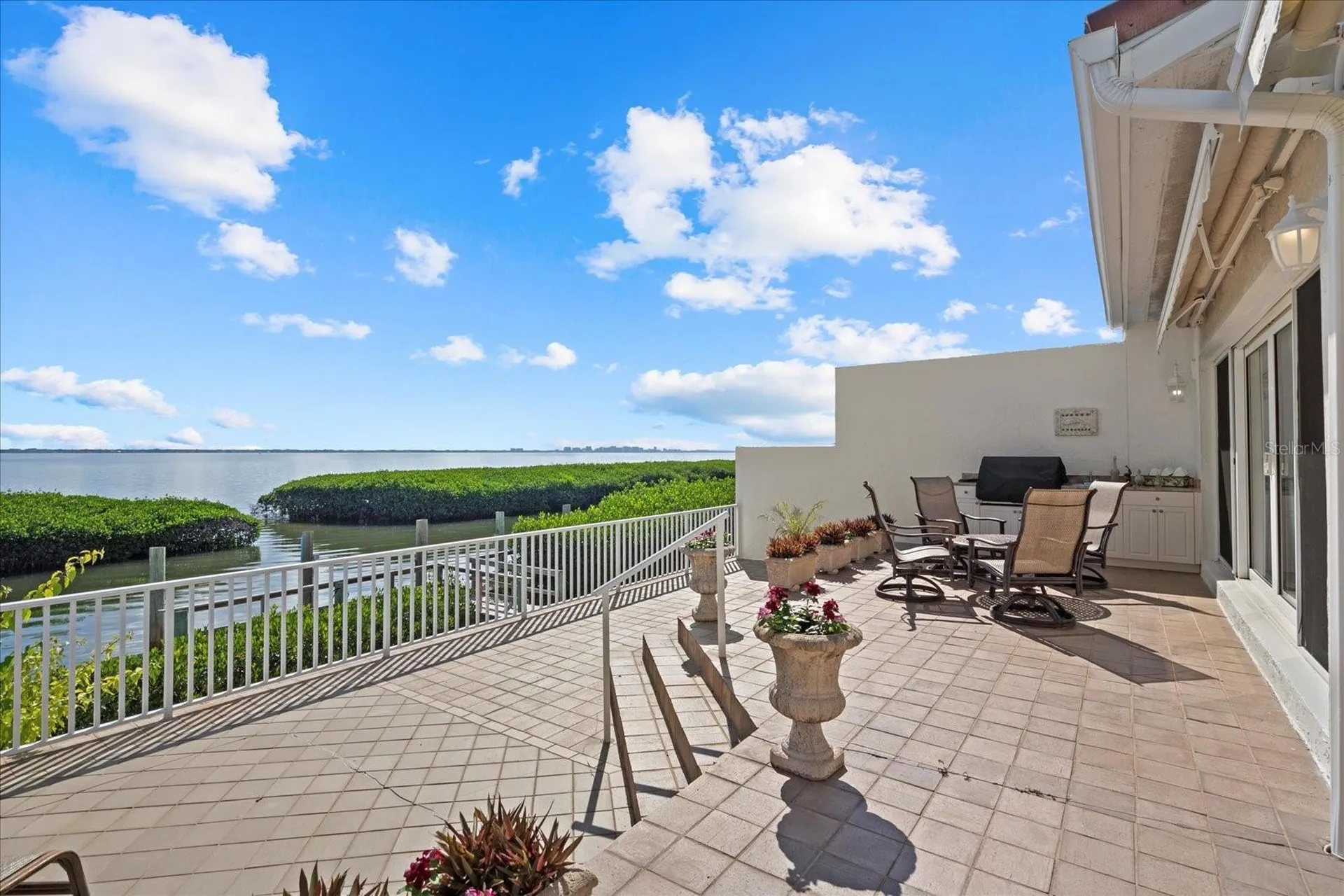 2254 Harbour Court Drive Longboat Key FL 34228