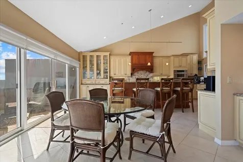 2254 Harbour Court Drive Longboat Key FL 34228