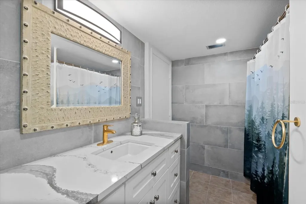 3700 S Osprey Avenue Sarasota FL 34239