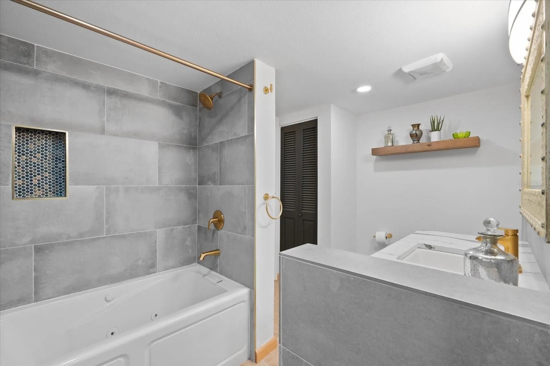 3700 S Osprey Avenue Sarasota FL 34239